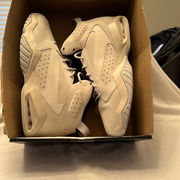 Nike Other - Brand New Nike Jordan Lift Off Men’s Sz 12 Lite Bone/Reflect Silver AR4430 004